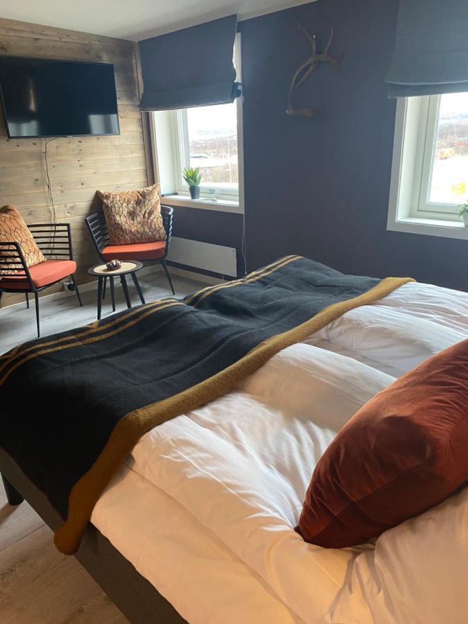 8 Seasons Hotel Varangerbotn Экстерьер фото